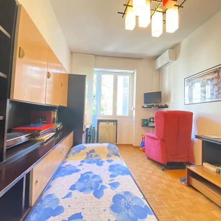 Beada Home, A Pochi Passi Dal Centro Storico Milano E Navigli, Con Fermata Metropolitana Sotto Casa Экстерьер фото